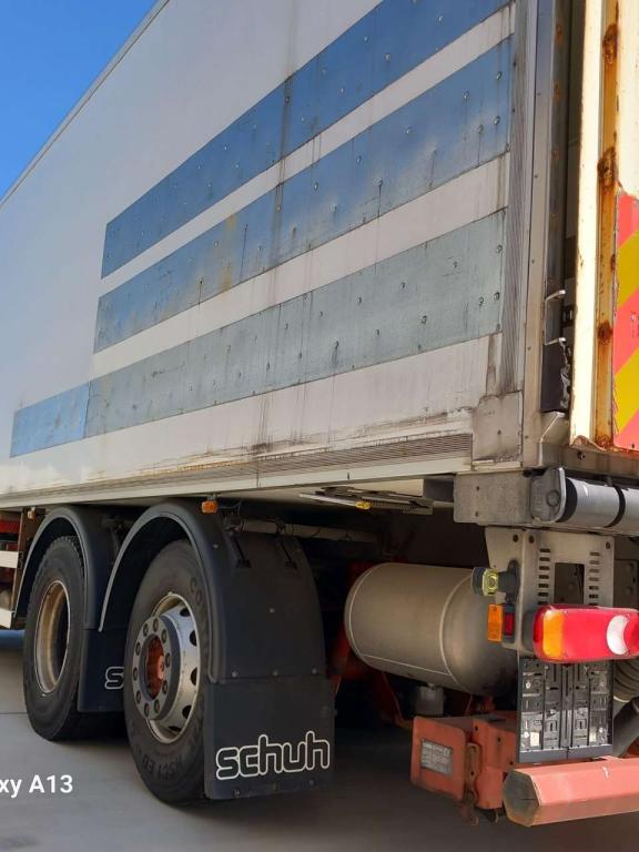 Iveco STRALIS HI-STREET 260S31 Foto 6