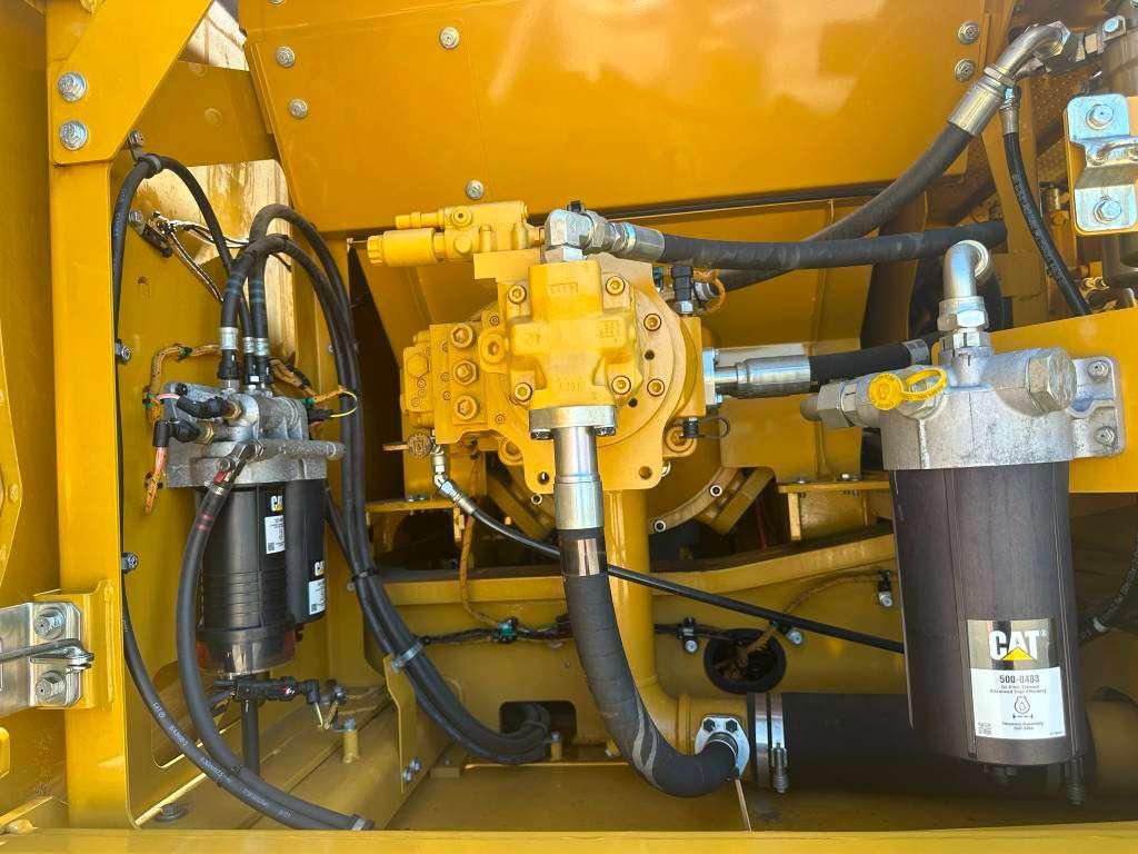 Caterpillar 350 - Including Hammer Lines Installation Foto 24
