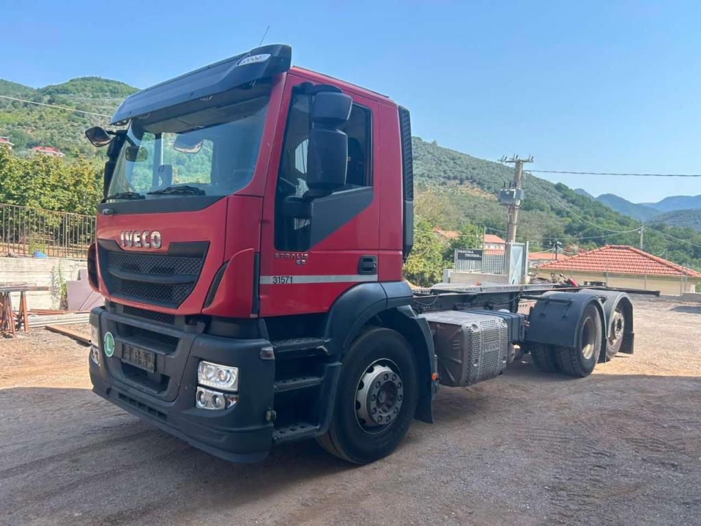 Iveco STRALIS HI-STREET 260S31 Foto 14