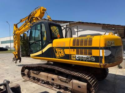 JCB js 235 vendida por Agri Trading Srl
