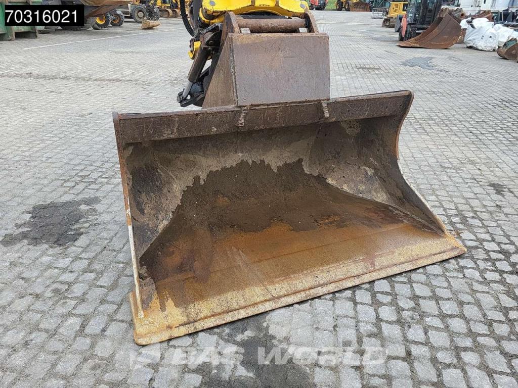 Liebherr R926 Engcon - 2 Buckets Foto 15
