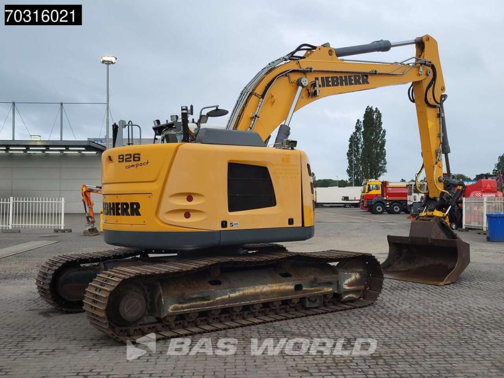 Liebherr R926 Engcon - 2 Buckets Foto 6