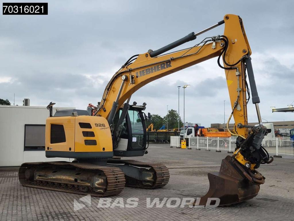 Liebherr R926 Engcon - 2 Buckets Foto 7