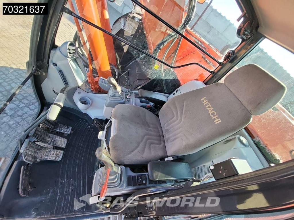 Hitachi ZX225 USLC-5B Foto 27