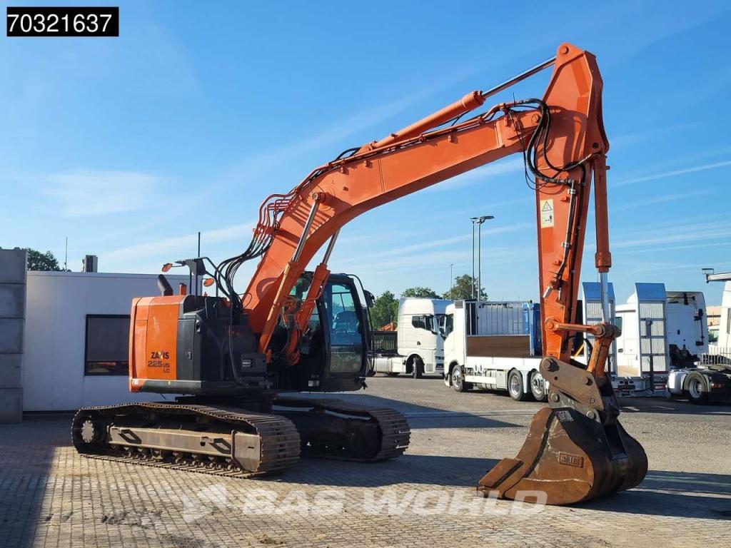 Hitachi ZX225 USLC-5B Foto 6