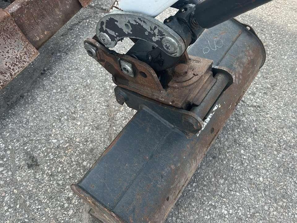 Bobcat E 08 Foto 3