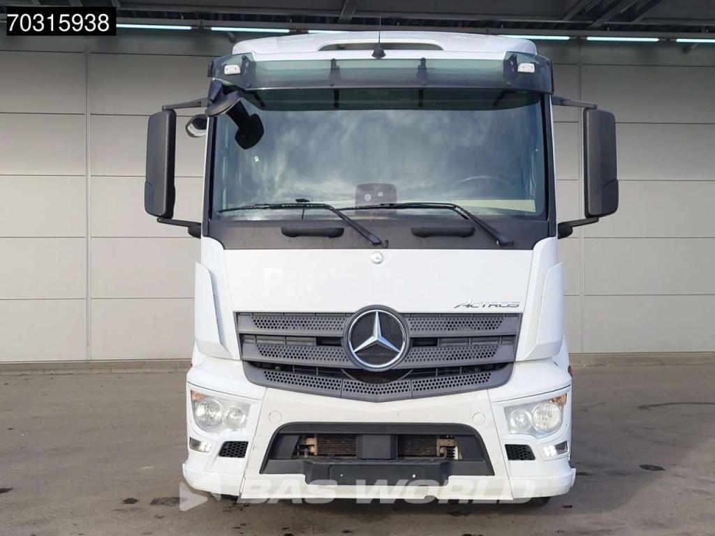 Mercedes-Benz Actros 1843 4X2 ClassicSpace Retarder Foto 6