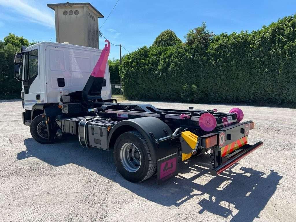 Iveco 120EL18 SCARRABILE Foto 4
