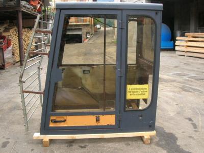 Cabina para Case serie 88 vendida por PRV Ricambi Srl