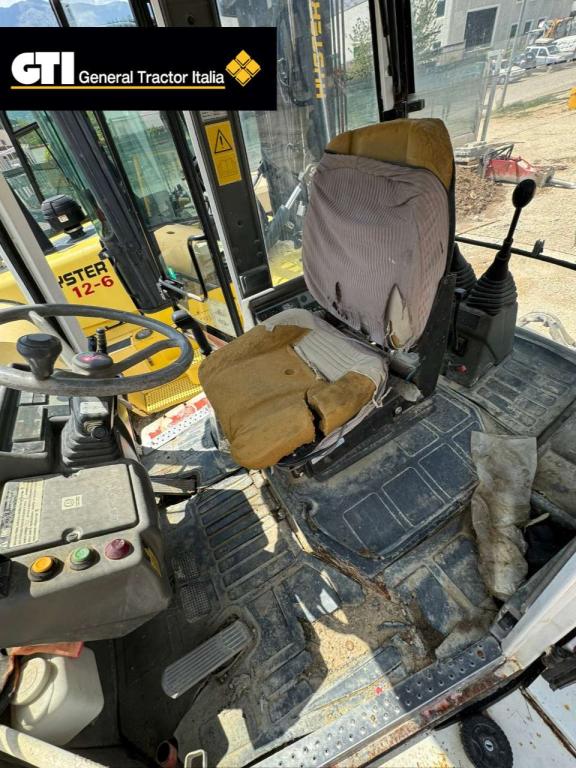Fai Komatsu 590 s Foto 7