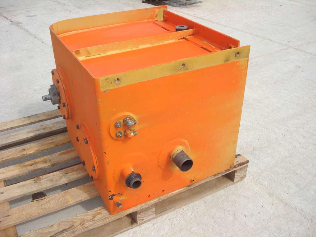 Depósito para aceite para Fiat Hitachi FH 200 Foto 2