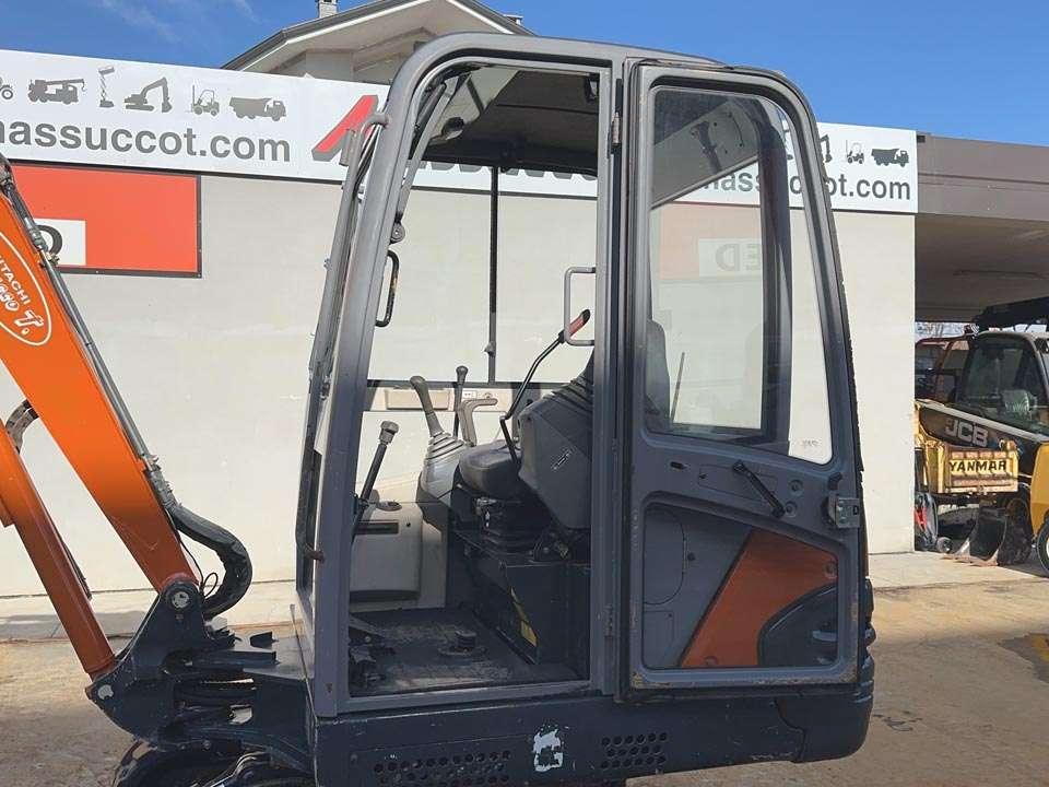 Hitachi ZX 25 CLR Foto 13