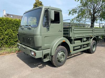 Mercedes-Benz 1017 4X4 ex army reconditioned - 40 units available vendida por Big Machinery