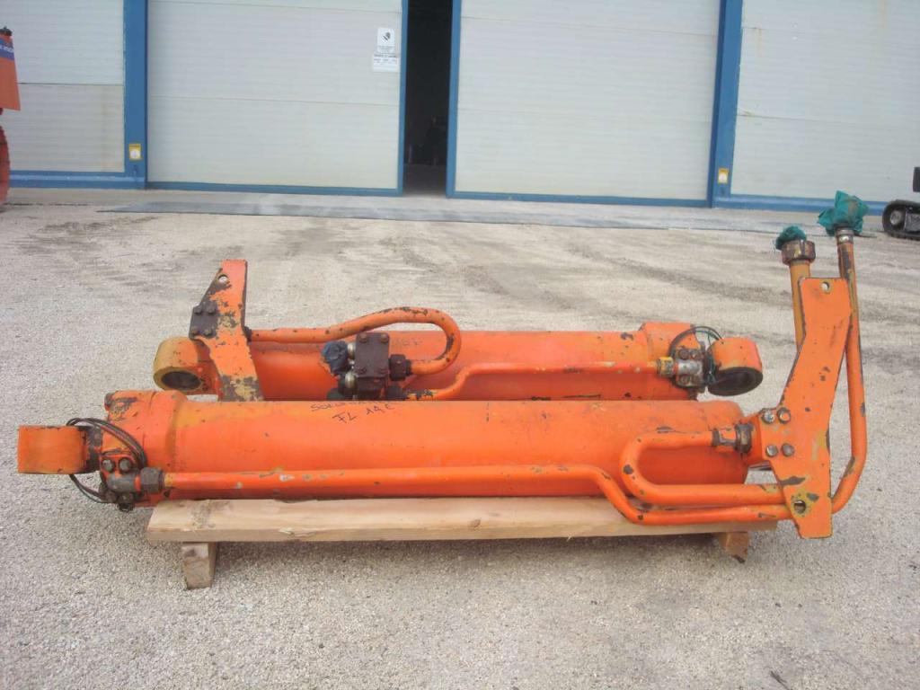 Cilndro de levantamiento para Fiat Allis FL14E Foto 3