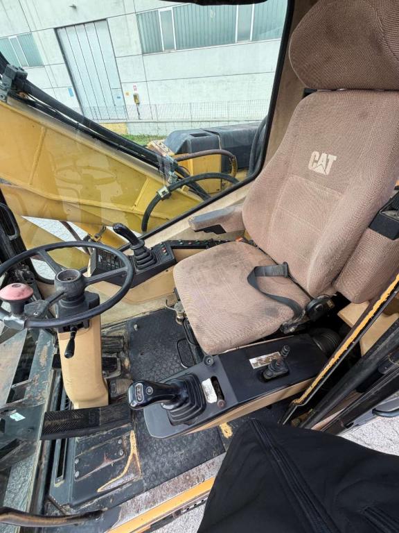 Caterpillar m312 Foto 2