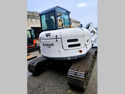Bobcat 442-B vendida por Pernicini srl