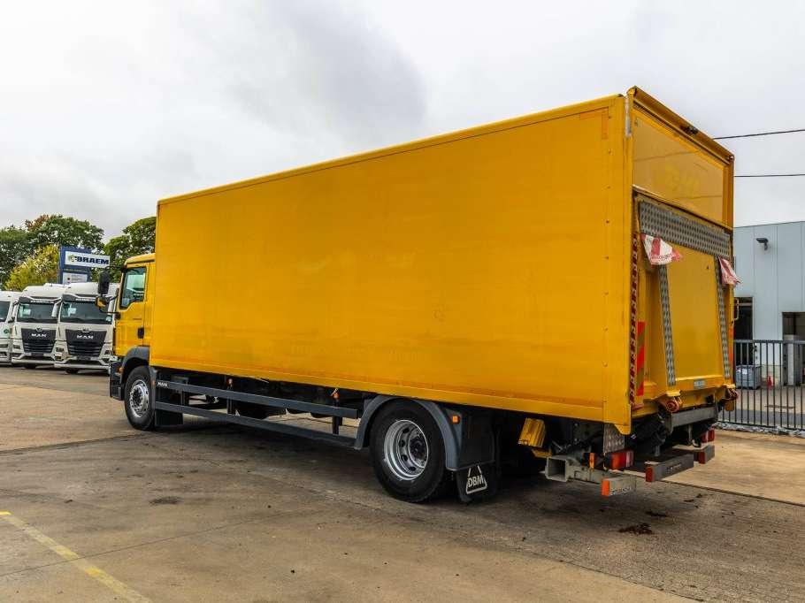 Man TGM 18.250 BL + DHOLLANDIA 2T. Foto 6