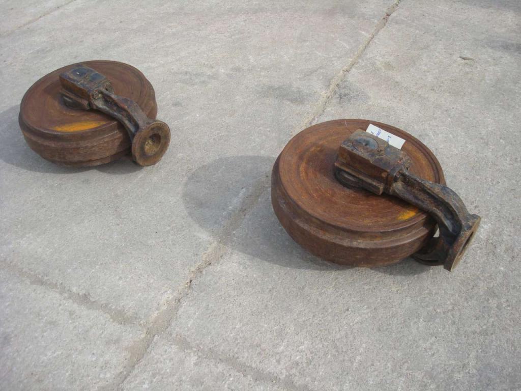 Rueda guía para Hitachi ZX210-3 e ZX240-3 Foto 1