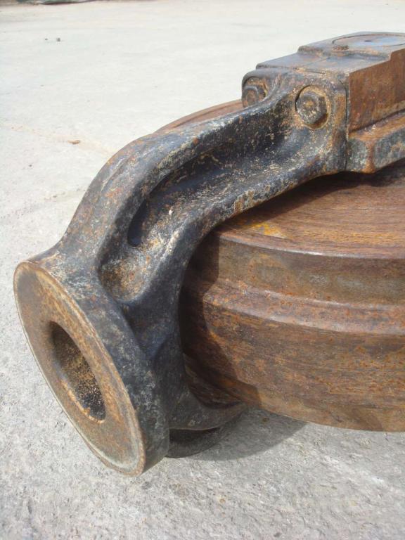 Rueda guía para Hitachi ZX210-3 e ZX240-3 Foto 2