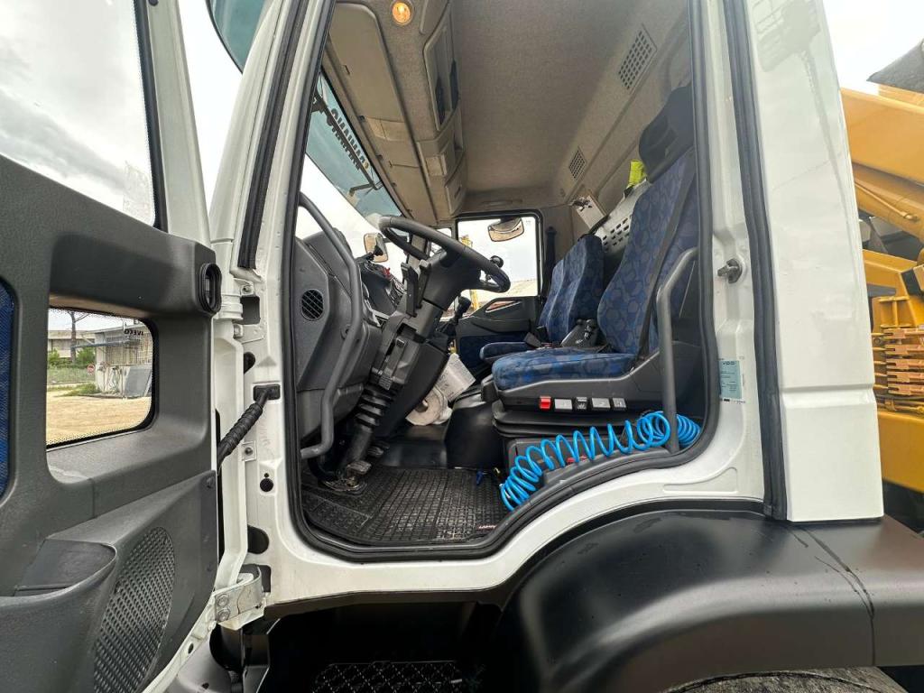 Iveco 190 EL 28 Foto 10