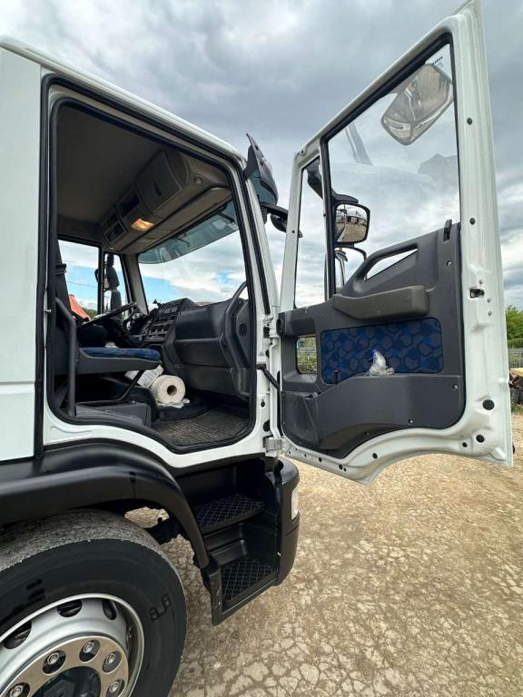 Iveco 190 EL 28 Foto 20