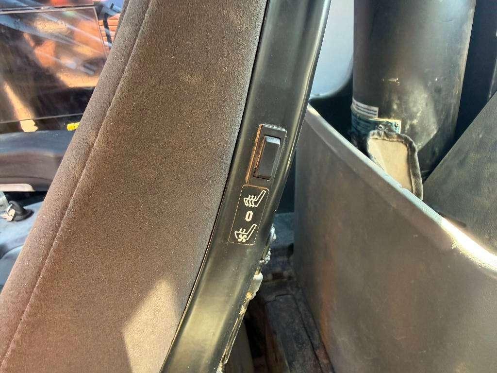 Liebherr R926LC - 15 Meter / GPS Prepaired / German Machine Foto 11