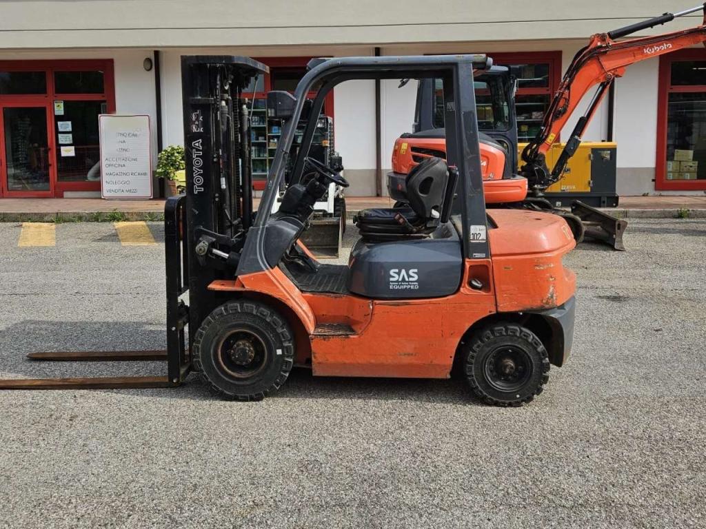 Toyota 62-7FDF25 Foto 2