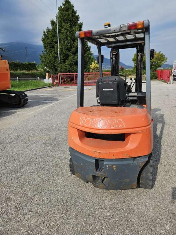 Toyota 62-7FDF25 Foto 4