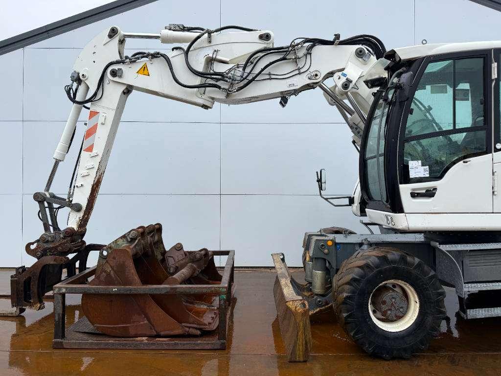 Liebherr A914 Compact - Triple Boom / Many extra attachment Foto 16