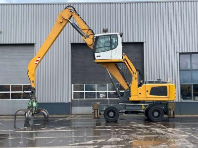 Liebherr LH30 M - Material Handler vendida por Big Machinery