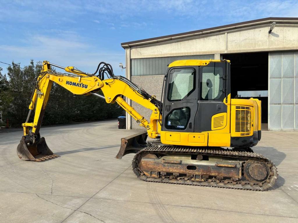 Komatsu PC 118 Foto 1