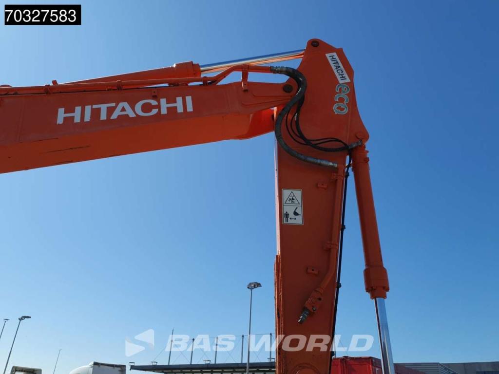 Hitachi ZX210 LC -6 Foto 9