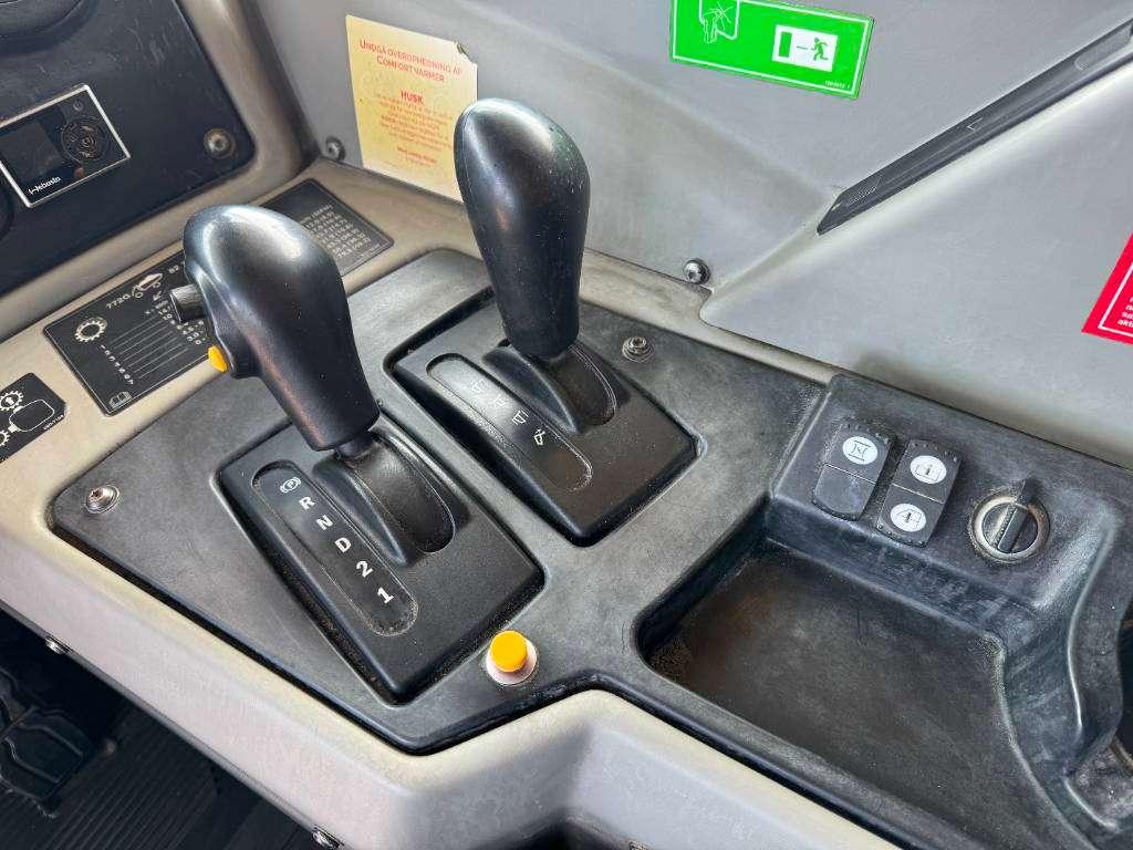 Caterpillar 772G - Automatic Greasing / Body Heating Foto 10
