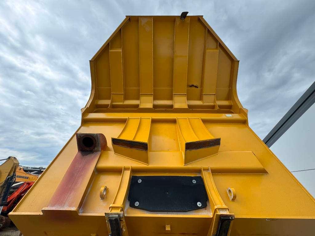 Caterpillar 772G - Automatic Greasing / Body Heating Foto 26
