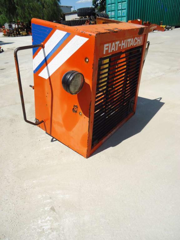 Mascherone para Fiat Hitachi FR160 Foto 1