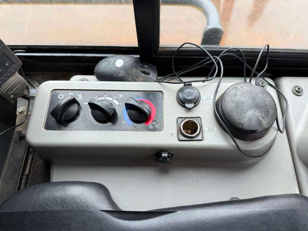 Komatsu D61PXi-24 - Folding Blade / Topcon GPS System Foto 12