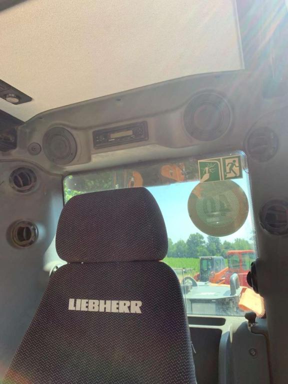 Liebherr A910 COMPACT Foto 11