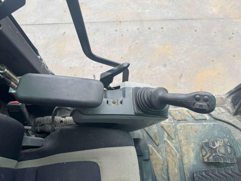 Caterpillar 336FL Tracked material handler Foto 12