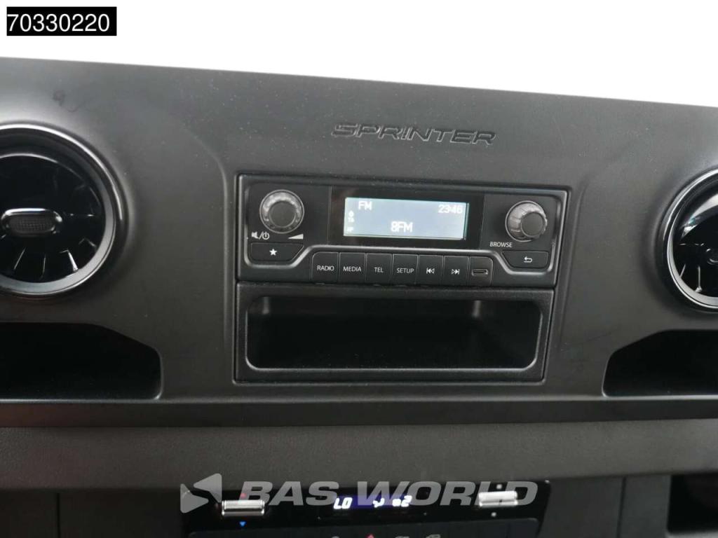 Mercedes-Benz eSprinter 312 L2H2 100% Elektrisch 55kWh 145km WLTP Airco Camera Airco Foto 17