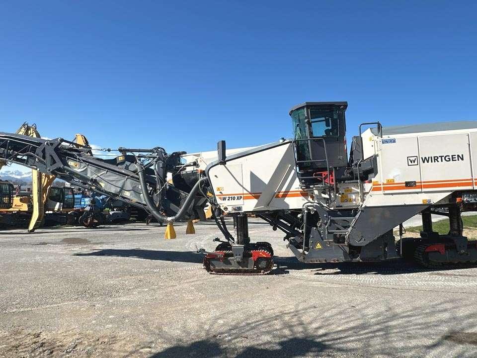 Wirtgen W 210 XP Foto 2