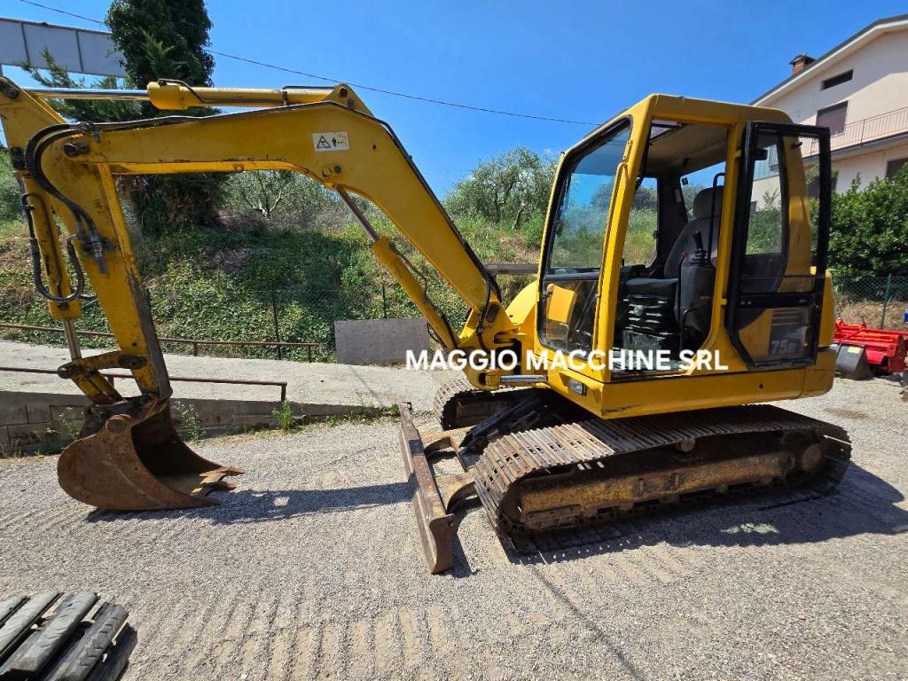 Komatsu PC75R Foto 6