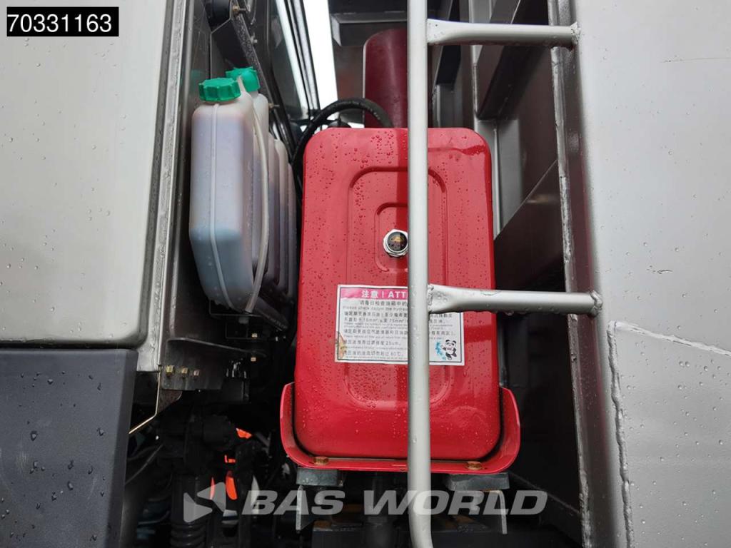 Sinotruk HOWO 371 6X4 Foto 14