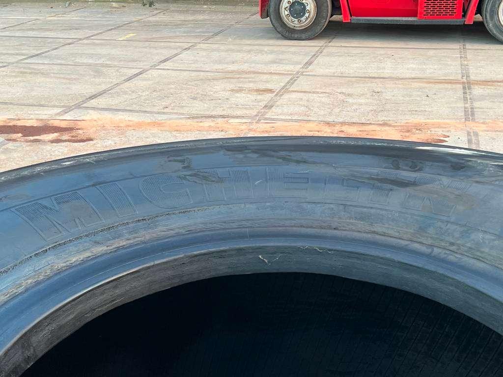 Michelin X Mine D2 45/65R45 Tyre Foto 12
