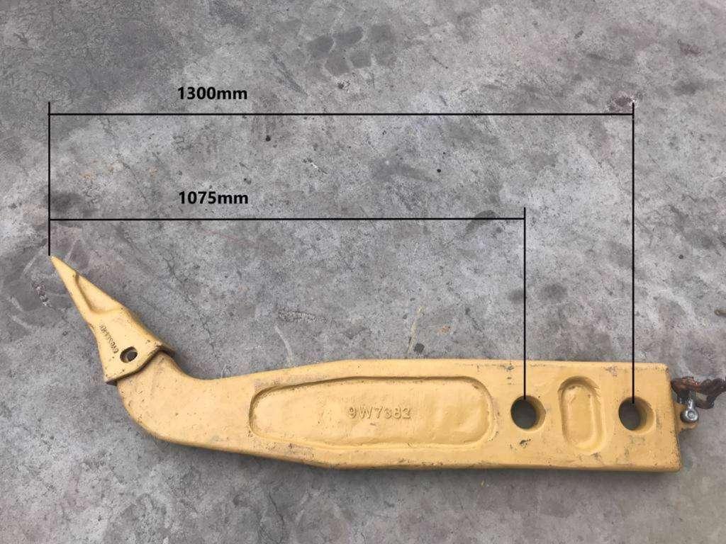 Caterpillar D7H Shank incl. Tip Foto 4
