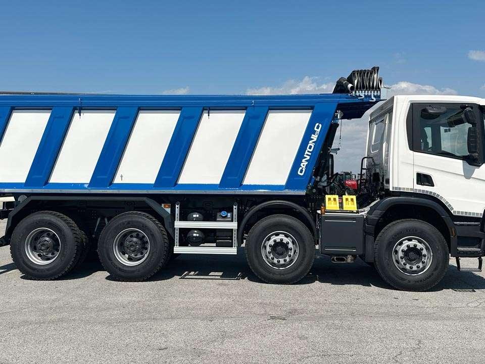 Scania P500 XT 8x4 Foto 23