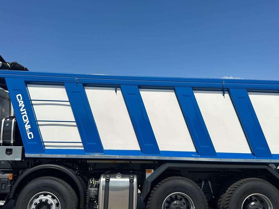 Scania P500 XT 8x4 Foto 9