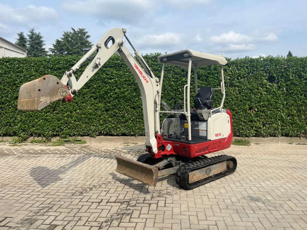 Takeuchi TB216 Foto 1