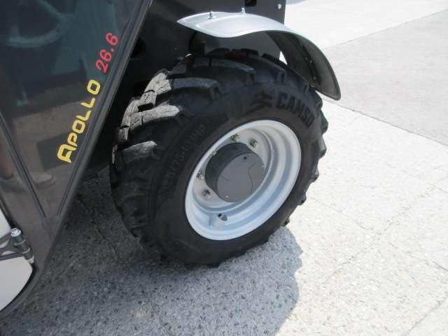 Dieci Apollo 26.6 Foto 10