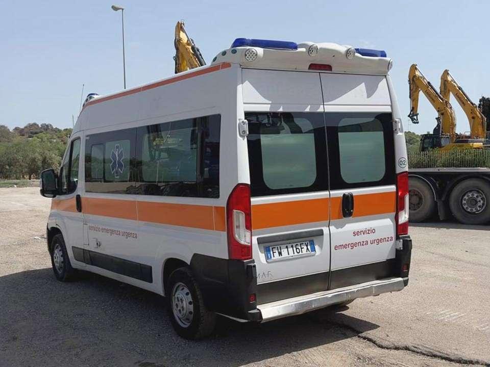 Fiat DUCATO AMBULANZA Foto 3