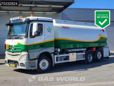 Mercedes-Benz Actros 2545 Actros 6X2 NL-Truck 22.600 liter LAG Fuel tanker 4 compartments Lift+steering axle Euro vendida por BAS World B.V.